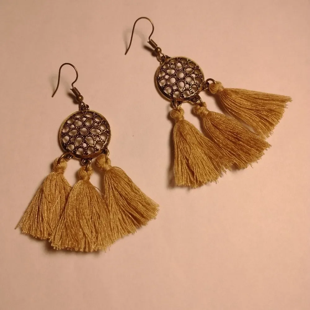 Golden Tassel Earrings! - Picture 4 of 4
